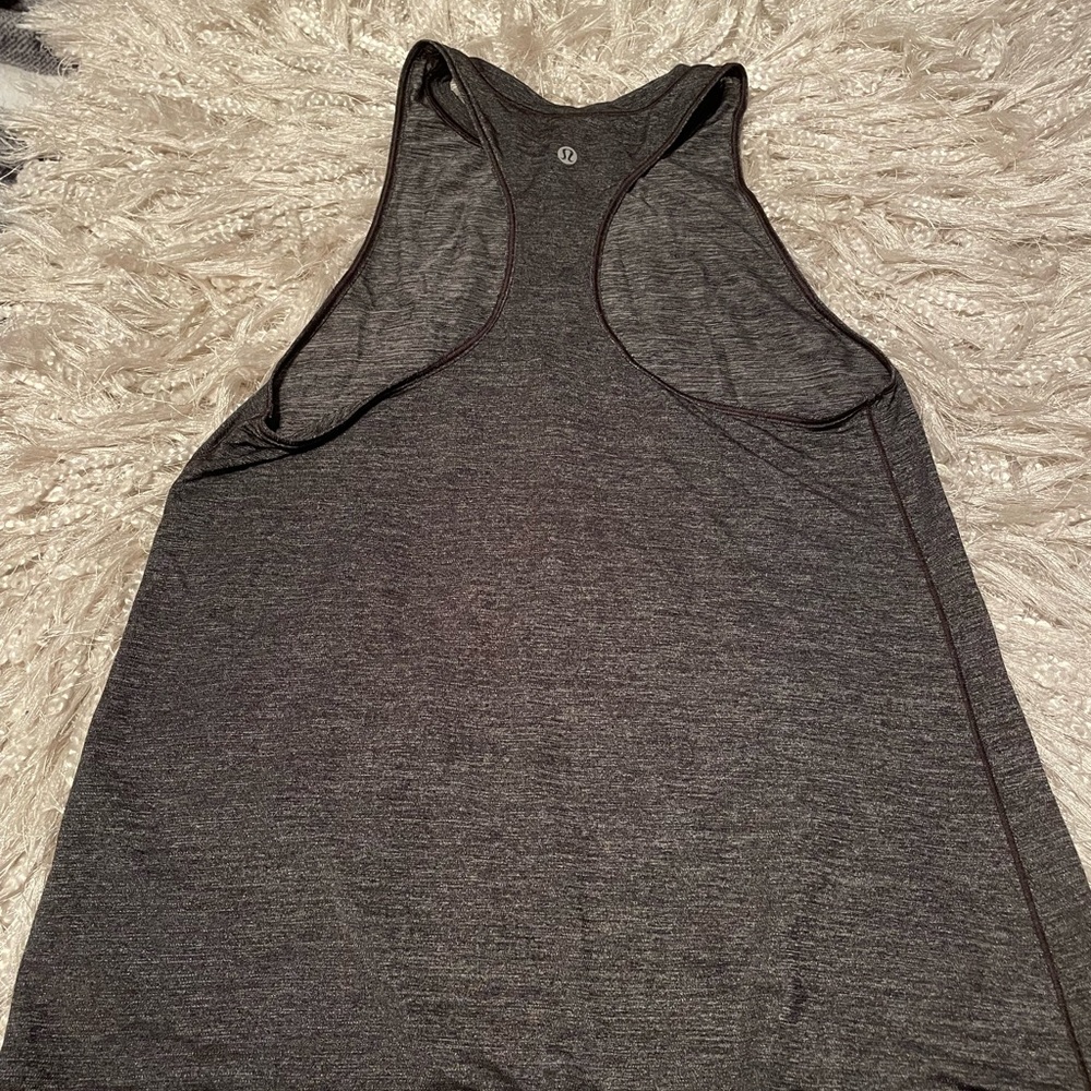 Lululemon size 8-10 gray tank top
